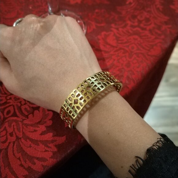 Handmade Recycled bullet shell brass bangle, Eco-friendly and Ethical jewelry - Picture 9 of 9